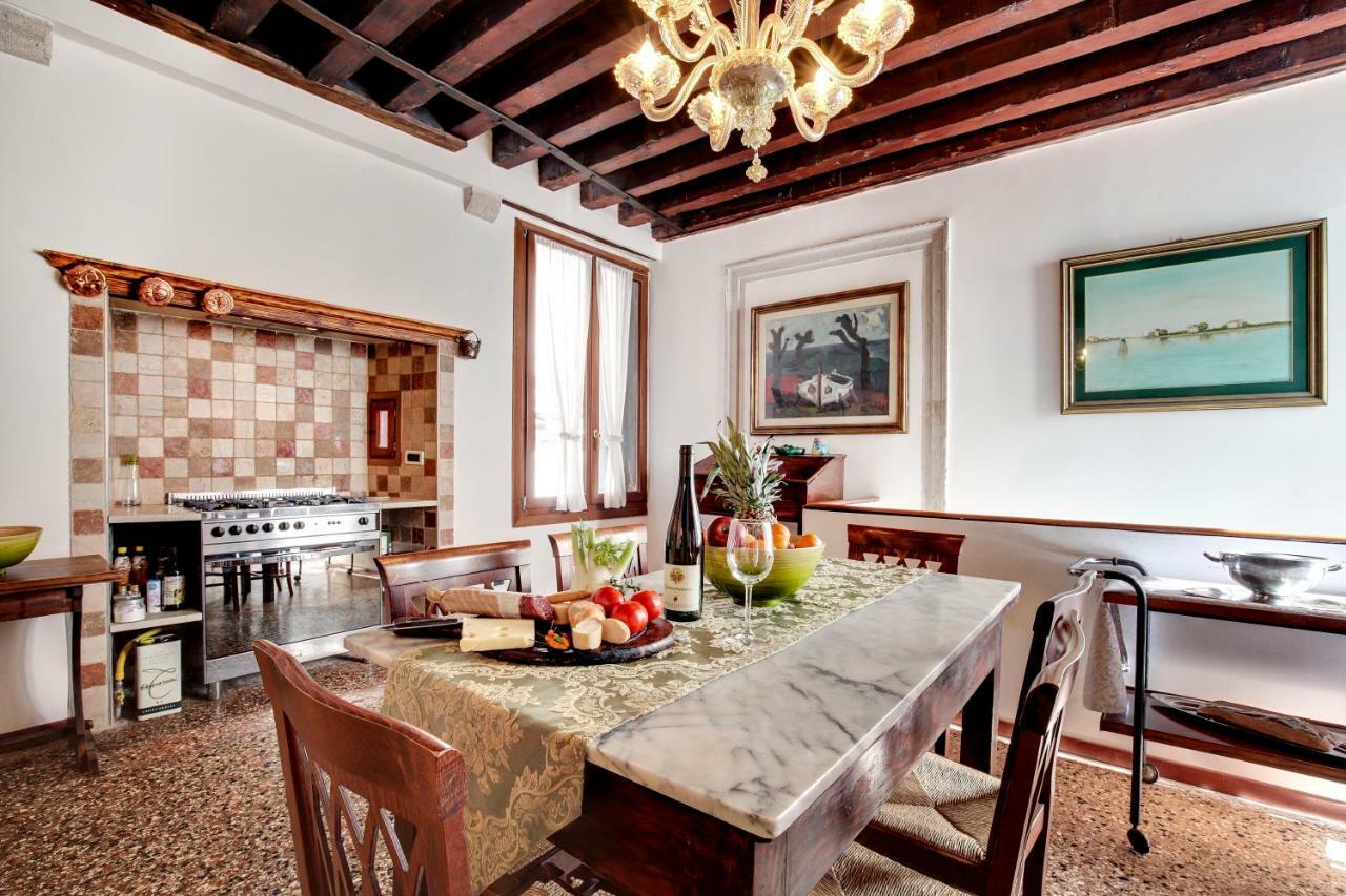 Apartment Palazzo Pisani